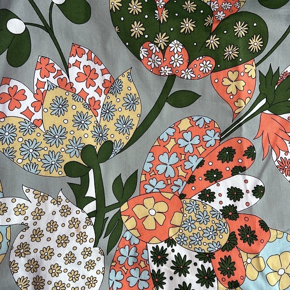 Persaman Green Floral Skirt - Picture 3 of 11